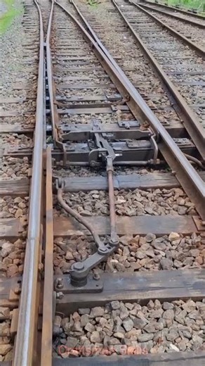 Railway Track Installation: On-Site Craft Process