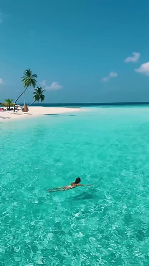 56K views · 1.3K reactions | Ocean dreams, Maldives style 冀 Dive into crystal-clear waters at Constance Halaveli where luxury meets nature effortlessly, creating an unforgettable escape where the beauty of the sea surrounds you at every turn   IG: @theloswttwo | Constance Hotels & Resorts | Facebook