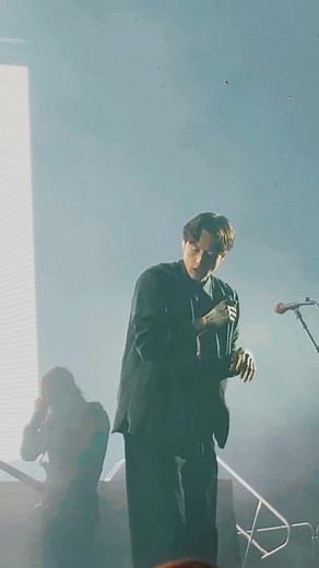 Best Moments from Bad Omens Show