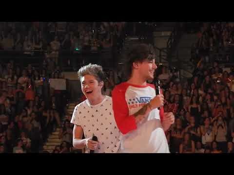 One Direction - chat and twitters 17/10/2013 Melbourne