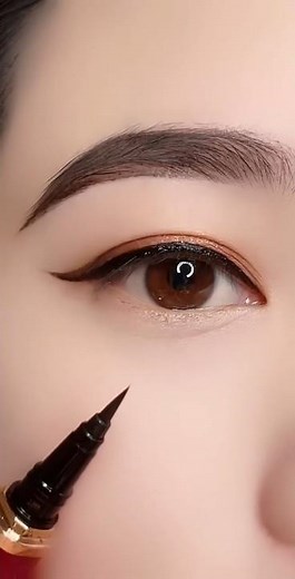 Natural Eye Makeup Tutorial | Perfect Eyeliner & Eyebrow for Beginners