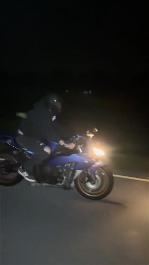 Cbr1000rr #motorcycle #sportbike #honda #bikelife #biker #bikelover #mechanic #bike #shorts #short