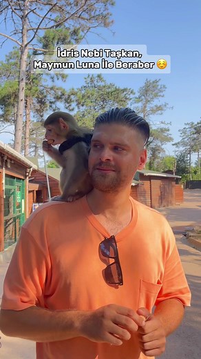 Visiting Zoo with İdris Nebi Taşkan and Maymun Luna