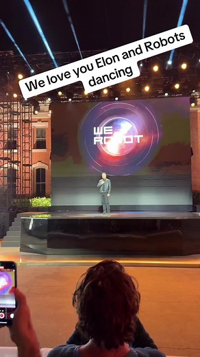 Elon Musk's Dancing Robots - A Fascinating Display of Innovation