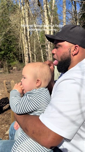 When dad thinks he’s part of the animal kingdom. 🤣 #babiesoftiktok #momsoftiktok #babylove #babyfever #babyboy