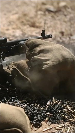 U.S. Marines Platoon Training with M240B Machine Gun! #usmarines #training #shooting
