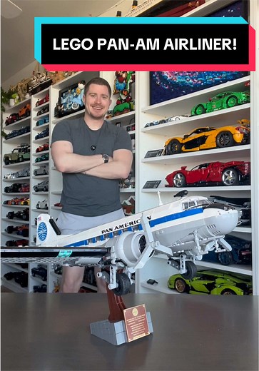 Building a LEGO Pan-Am Airliner Airplane Collection