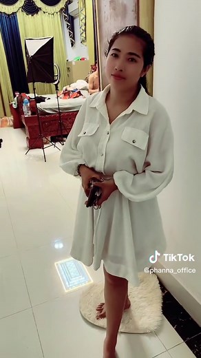 Stylish Long-Sleeved Dress in Unique Room Setup