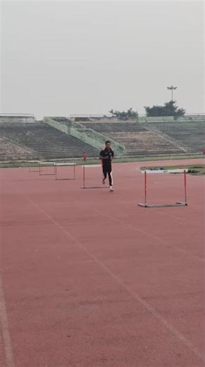“5-Stride Hurdle Technique – The Biomechanics of Rhythm and Speed Control!”#athletics #track