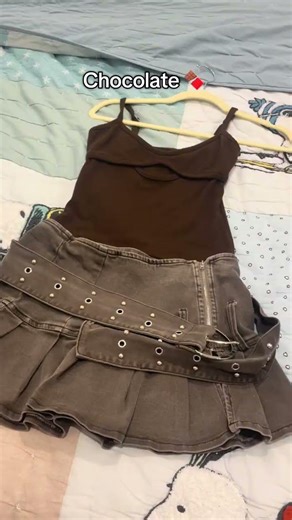 Which top should I pick? #clothing