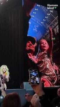 Kelsea Ballerini gifts little girl her boots during final tour performance