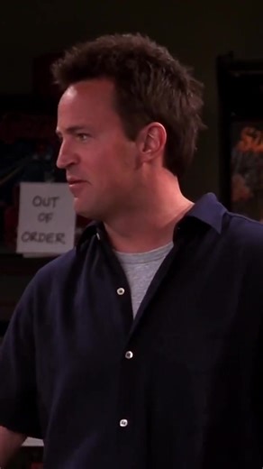 Chandler Is Invisible 🫥 | Friends #shorts #FRIENDS #friends #fypシ #fyp