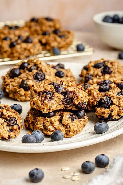 Blueberry Oatmeal Breakfast Cookies