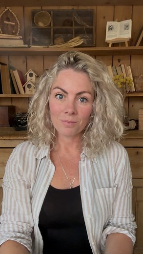 Kerry Lord @ TOFT on Instagram: "Let’s make Jenny wren together 🪹 Over the next five days I’ll share a daily video giving techniques to accompany making #jennythewren Today you’ll find a tension video in addition to Day One which will cover the basics for those newer to crochet #toftuk #edsanimals #crochet #crochetvideo #crochetpattern"