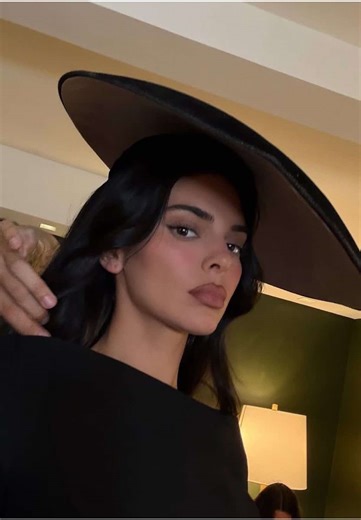 Kendall Jenner: Height and Modeling Essence