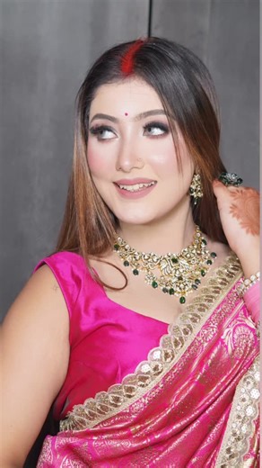 Beauty Hair & Nail studio on Instagram: "Party Makeup just ₹ 1999/- only Book your Slot Fast…🤗 #makeup #trending #rubysharmamakeovers #instagood #foryou #"