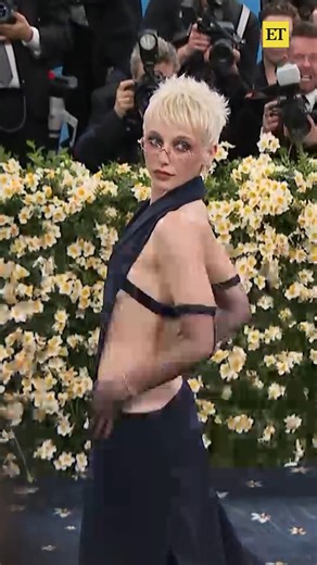 Emma Chamberlain pulled up to the #MetGala brewed to perfection. ☕✨ | Entertainment Tonight