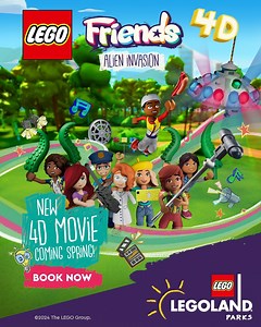 NY 4D FILM I LEGO STUDIOS 🙌🏻📽️ Wuhuu! Så er det frem med popcorn og 4D brillerne 🍿😎 Vores yndlings venner er nemlig taget på nye eventyr og får brug for jeres hjælp, når aliens invaderer jorden i den nye LEGO Friends 4D film 👾🌈 Se traileren lige herunder 👇🏼 | LEGOLAND Billund