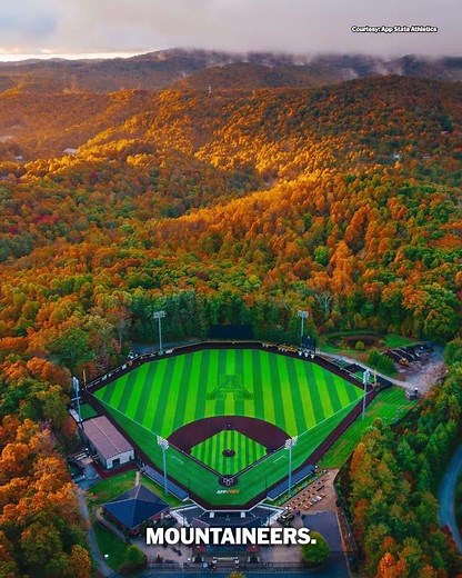 The Appalachian State Mountaineers have one of the most beautiful ballparks in the country 🌄