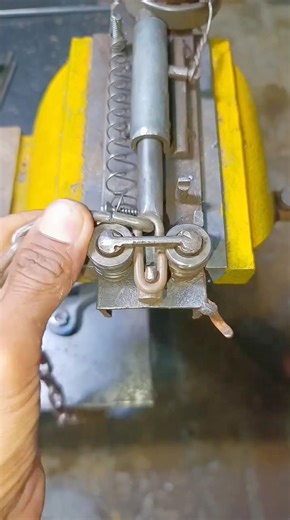 Chain Link Bender Hack 🔗🇺🇸 #shorts