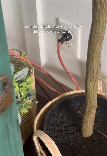 Bet you didn’t even notice the wires at first. ✨ That’s the goal! I love having wires that actually fit the aesthetic of my home instead of ruining it. Sundial Wire makes it easy with beautiful, high-quality cloth-covered wire in styles and colors that feel intentional, not like an afterthought. This style has been around since the earliest days of electricity, and it still works perfectly for modern spaces. It’s timeless, functional, and honestly just my vibe. There’s a reason high-end decorato