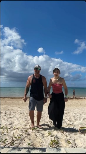 Vacation!!! To bad I’m home now #vaction #beach #transition #4urpage