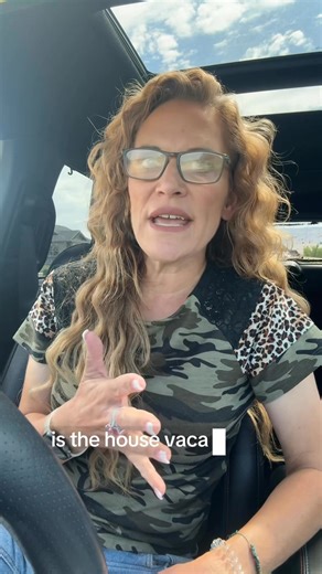 Sellers often ask me: "What's the protocol during inspections? Should I stay? Should my agent?" Here's my honest take: It's usually not a good idea for the seller or listing agent to be there. Why? There's case law where sellers or agents overheard something during inspections, didn't disclose it later, and got sued. Ideally, the buyer should be with the inspector. That way, they can see things firsthand and ask questions directly. If the buyer doesn't feel comfortable being there alone, then th