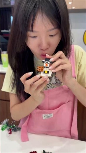 LNF - Sweet Little Sister Helps Build a LEGO Toy 🥰 #shorts