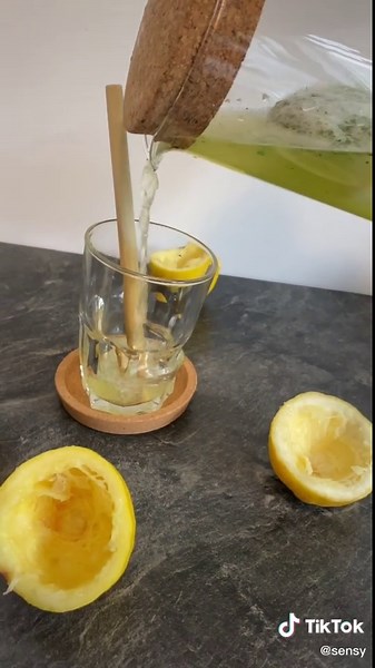 #limonada cu #miere si #menta #lamaie #dimineata #sensy #tiktok #tiktokromania #foryou #fy #foru #today #foryoupage #forever