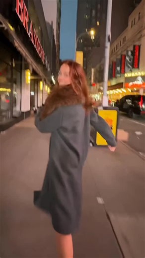 Whitney Leavitt on Instagram: "My heart is so full right now 凉 seeing you all book tickets and make the journey to see @chicagomusical …it means the world to me! I’m gunna give it my all! Can’t wait to see and hug you in the Big Apple  xx Roxie Hart"