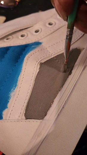 Paint with me! Ig: Candyckicks #CandyCoatedKicks #DetroitShoedesigner @topfans | Candy Coated Kicks