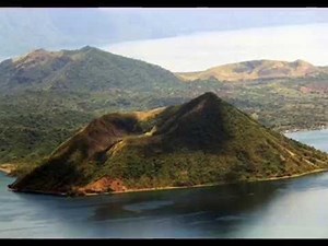 Top 10 cei mai periculosi Vulcani din lume