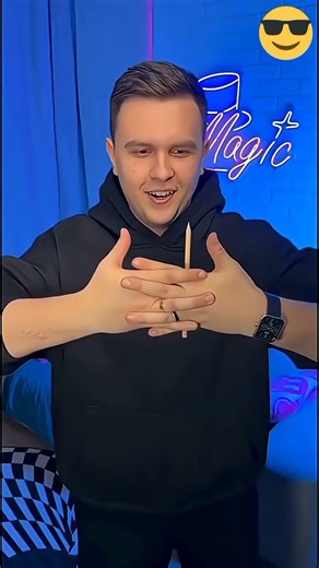 Sulap Pensil Melayang Bikin Happy 🤩 #funny #dance #trend #shorts #youtubeshorts