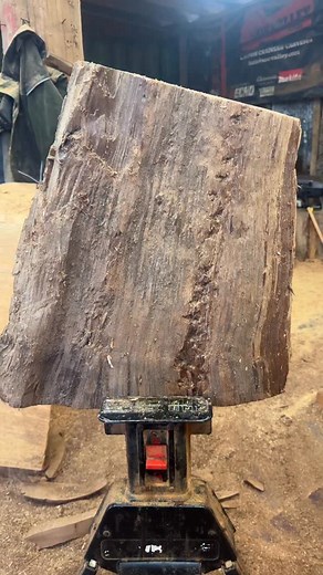 3.5K views · 603 reactions | The Raven  Rises From the Flames of the Block Raw timber turned into a dark, sharp-winged predator… the glow at the end says it all. Want more birds like this? #ryancookcarvin #chainsawcarving #woodcarvingart | Ryan Cook Carvin | Facebook