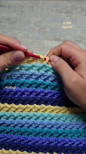 1 Row Repeat Wavy Crochet Pattern | LEFT HANDED CROCHET #crochettutorial #easycrochet #knitting