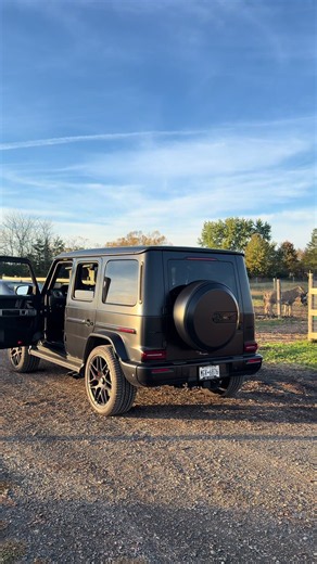 Mercedes G63 AMG navigation system overview