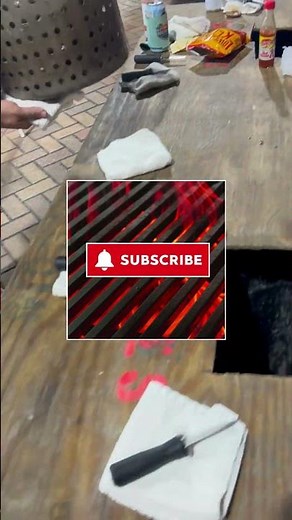 HOW To COOK OYSTERS @ A CHARLESTON Oyster ROAST! 👍🔥 #cooking #seafood #charleston