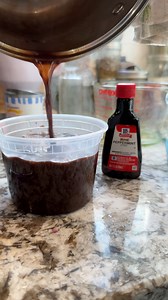 Peppermint Mocha Simple Syrup 1 cup filtered water 1 cup white sugar 2 tbsp cocoa powder 2 tsp peppermint extract Comment SYRUPS to get a link to purchase my ebook, Simple Syrups From Scratch Purchase Simple Syrups From Scratch at the link in my bio on my website shop: https://livingplanetfriendly.com/product/simple-syrups-from-scratch/ #SimpleSyrup #SimpleSyrupsFromScratch #FromScratch #Recipes #SimpleSyrups #CoffeeSyrups #LowWaste #Sustainable #Sustainability #Ecofriendly #Recipe #PeppermintMo