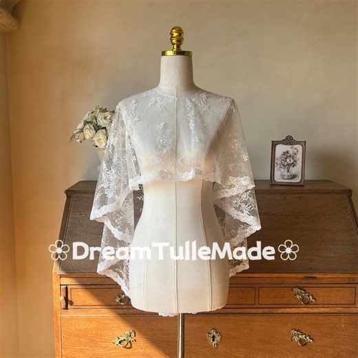 Romantic Bride Cover-up,ivory Bridal Dress Shawl,elegant Floral Wedding Topper,bride Bolero,lightweight Bridal Wrap,tulle Wedding Cape - Etsy