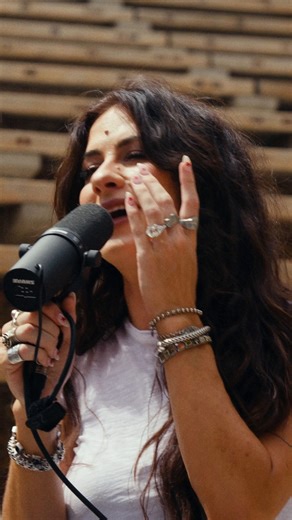 Our September Artist Pick, Kassi Ashton, gave us an exclusive acoustic performance of her current single, "Called Crazy", live from Red Rocks. 🔥 Tune in as Kassi serves impressive vocals with a side of sass. See the full performance in the One Country app and stream the song: https://bit.ly/kassi1C | One Country