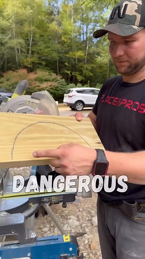 DANGEROUS 🚨⚠️‼️ How to cut out a 1 2 circle. #diy #tools #construction | Misha Panchishak