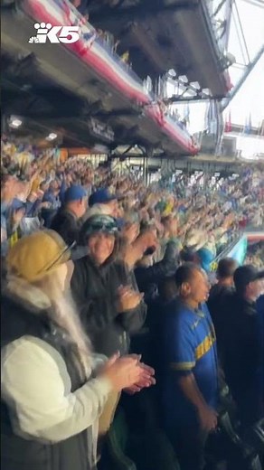 Mariners win! Seattle regains an ALCS lead with a 6-2 win over Toronto.