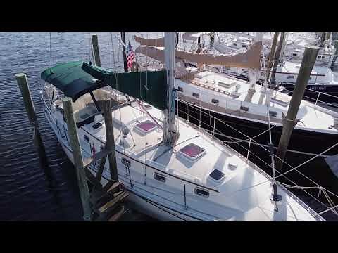 Walkthrough Sailing Vessel Water Music - Caliber 40 Sailboat