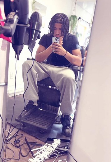 Stylish Dreadhead Hairstyles for Light Skin