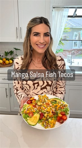 We’re giving fish tacos a sweet glow-up in under 30 minutes! 🌮✨ Our Mango Salsa Fish Tacos are loaded with juicy mango 🥭, crunchy cucumber 🥒, and a splash of zesty lime 🍋‍🟩, all wrapped around tender, sweet cod 🐟 . This tropical twist is sure to become your new family favorite! Dive into the recipe through the link in bio. 🌟 #2BMindset #MindsetMenu #MangoSalsaFishTacos | 2B Mindset