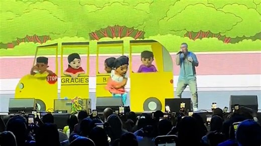 Rapper Paul Wall surprised the crowd at a "Gracie's Corner" concert in Houston by performing his viral remix to the "Wheels on the Bus." | azcentral