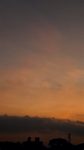 ୨ׁᰍ on Instagram: "who doesn't? . . edited by @bitsofoasis . . . [ #sunsetskies #sunsetsofinstagram #sunsets #reelsinstagram #reelsofınstagram #instagramreels #instareels #instadaily #instasunsetlovers #sunsetlovers🌅 #reelstrending #explore #explorepage #trendingreels #trendingedits #skyedits #sunsetedits ]"