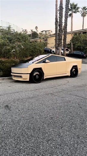 Why does everyone think this car is ugly?!?🤢😱#shorts #like #cars #tesla #subscribe