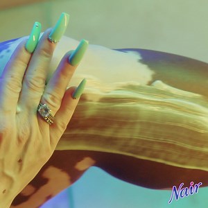 50K views · 606 reactions | Your legs deserve smooth, glowing skin. Remove hair effortlessly with Nair Lavender Bladeless Shave Crème. | Nair | Facebook