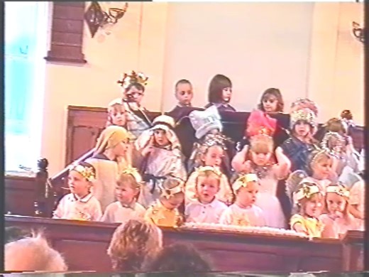 YSGOL Betws gwerfil goch CYNGERDD NADOLIG 2000